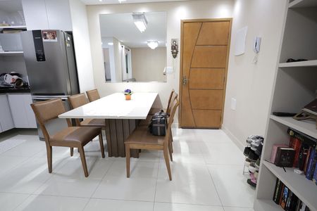 Apartamento à venda com 64m², 2 quartos e 1 vaga Apartamento à venda com 64m², 2 quartos e 1 vagaSala