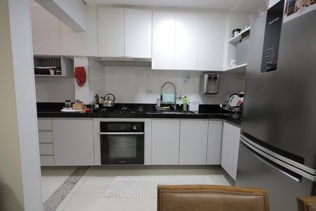 Apartamento à venda com 64m², 2 quartos e 1 vaga Apartamento à venda com 64m², 2 quartos e 1 vagaCozinha
