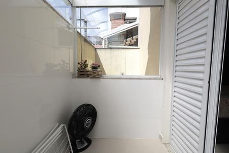 Apartamento à venda com 64m², 2 quartos e 1 vaga Apartamento à venda com 64m², 2 quartos e 1 vagaÁrea de Serviço