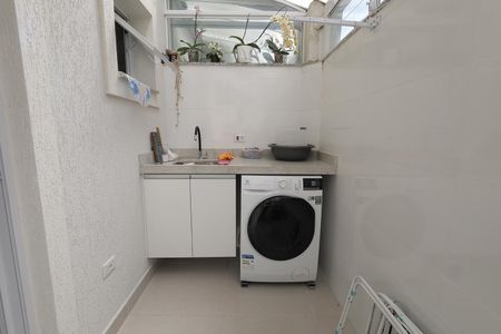 Apartamento à venda com 64m², 2 quartos e 1 vaga Apartamento à venda com 64m², 2 quartos e 1 vagaÁrea de Serviço