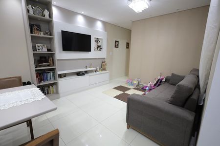 Sala de apartamento à venda com 2 quartos, 64m² em Campestre, Santo André