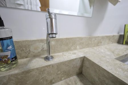 Apartamento à venda com 64m², 2 quartos e 1 vaga Apartamento à venda com 64m², 2 quartos e 1 vagaBanheiro