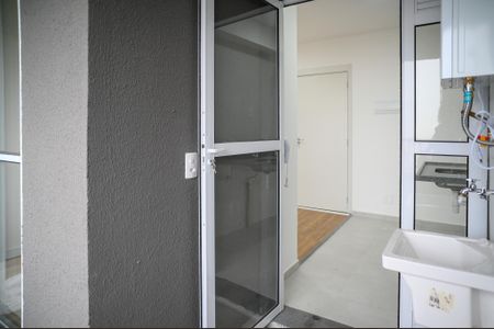Apartamento para alugar com 42m², 2 quartos e 1 vagaÁrea de Serviço