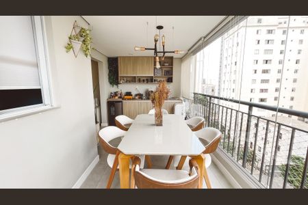 Apartamento à venda com 67m², 2 quartos e 2 vagas Apartamento à venda com 67m², 2 quartos e 2 vagasVaranda da Sala