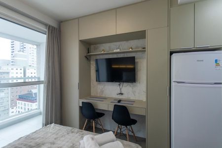 Studio de kitnet/studio para alugar com 1 quarto, 20m² em Centro, Curitiba