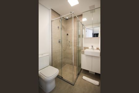 Banheiro de apartamento à venda com 1 quarto, 27m² em Itaim Bibi, São Paulo