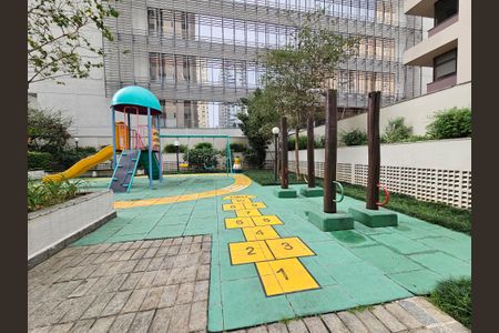 Apartamento para alugar com 96m², 4 quartos e 2 vagasÁrea comum - Playground