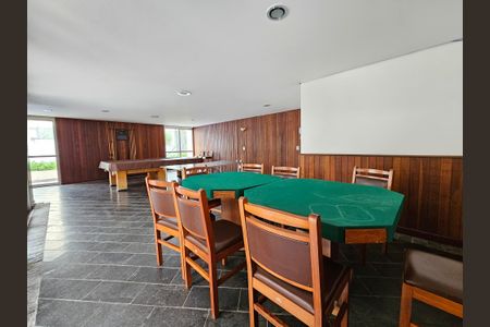 Apartamento para alugar com 96m², 4 quartos e 2 vagasÁrea comum