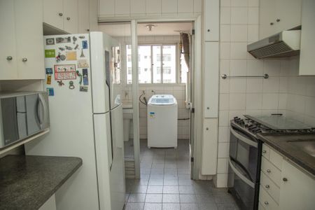 Apartamento à venda com 92m², 3 quartos e 2 vagas Apartamento à venda com 92m², 3 quartos e 2 vagasCozinha