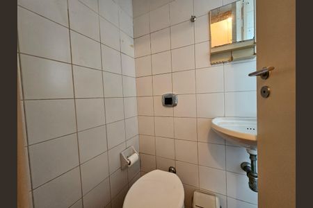 Apartamento para alugar com 96m², 4 quartos e 2 vagasBanheiro de serviço
