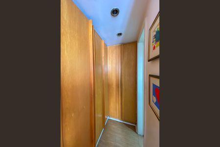 Apartamento à venda com 92m², 3 quartos e 2 vagas Apartamento à venda com 92m², 3 quartos e 2 vagasCloset da suíte