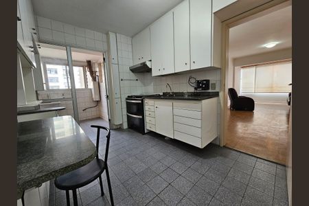 Apartamento para alugar com 96m², 4 quartos e 2 vagasCozinha
