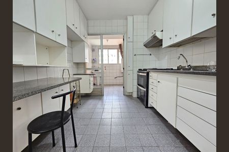 Apartamento para alugar com 96m², 4 quartos e 2 vagasCozinha