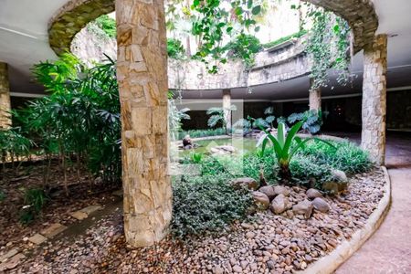 Apartamento à venda com 386m², 3 quartos e 4 vagas Apartamento à venda com 386m², 3 quartos e 4 vagasÁrea comum