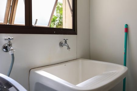 Apartamento à venda com 386m², 3 quartos e 4 vagas Apartamento à venda com 386m², 3 quartos e 4 vagasÁrea de Serviço