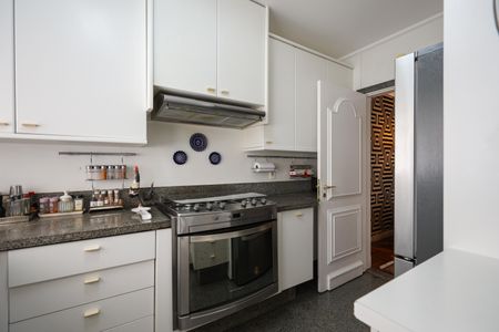 Apartamento à venda com 386m², 3 quartos e 4 vagas Apartamento à venda com 386m², 3 quartos e 4 vagasCozinha