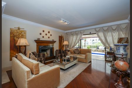 Apartamento à venda com 386m², 3 quartos e 4 vagas Apartamento à venda com 386m², 3 quartos e 4 vagasSala