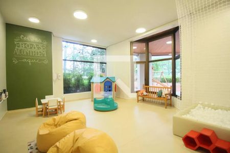 Apartamento à venda com 386m², 3 quartos e 4 vagas Apartamento à venda com 386m², 3 quartos e 4 vagasBrinquedoteca