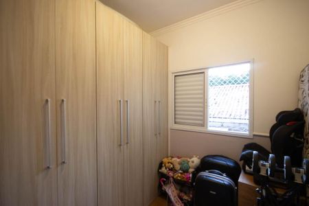 Casa de condomínio à venda com 100m², 3 quartos e 2 vagasQuarto 2