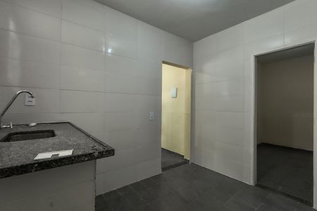 Casa de condomínio para alugar com 100m², 3 quartos e 2 vagasCozinha 