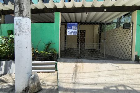 Casa de condomínio para alugar com 100m², 3 quartos e 2 vagasFachada