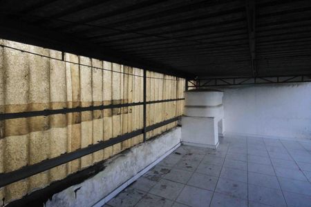 Casa para alugar com 50m², 2 quartos e 1 vaga