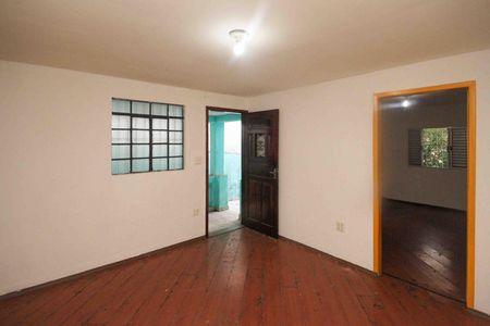 Casa para alugar com 50m², 2 quartos e 1 vaga