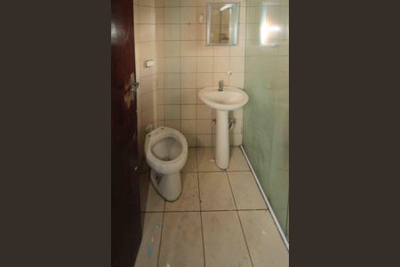 Casa para alugar com 50m², 2 quartos e 1 vaga