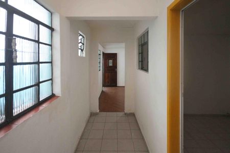 Casa para alugar com 50m², 2 quartos e 1 vaga