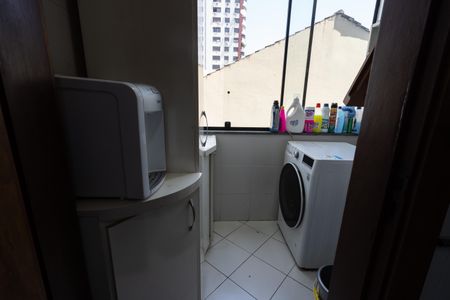 Apartamento à venda com 79m², 2 quartos e 2 vagasÁrea de Serviço