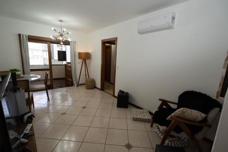 Sala de apartamento à venda com 2 quartos, 79m² em Jardim Itu, Porto Alegre