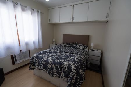 Quarto Suíte de apartamento à venda com 2 quartos, 79m² em Jardim Itu, Porto Alegre