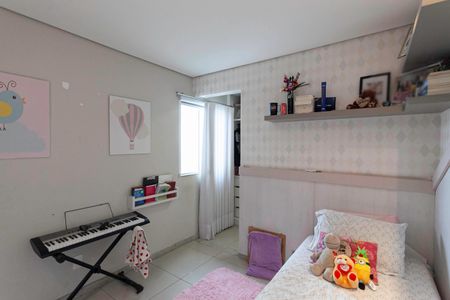 Casa à venda com 242m², 4 quartos e 4 vagasQuarto 3