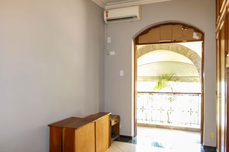 Casa de condomínio à venda com 280m², 4 quartos e 2 vagasQuarto 2 - 2º Pavimento