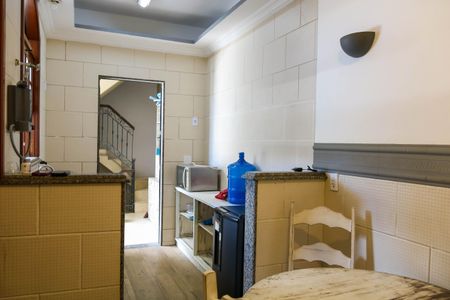 Casa de condomínio à venda com 280m², 4 quartos e 2 vagasCozinha  - 1º Pavimento