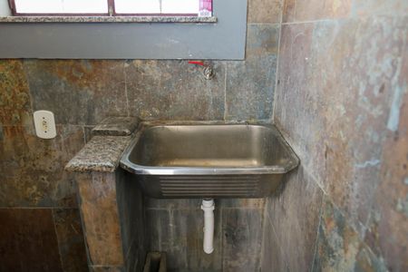 Casa de condomínio à venda com 280m², 4 quartos e 2 vagasÁrea de Serviço - Terraço