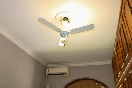 Casa de condomínio à venda com 280m², 4 quartos e 2 vagasQuarto 2 - 2º Pavimento