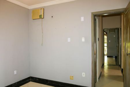 Casa de condomínio à venda com 280m², 4 quartos e 2 vagas Quarto Suite 2 - 2º Pavimento