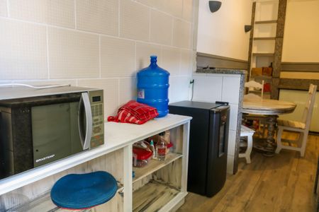 Casa de condomínio à venda com 280m², 4 quartos e 2 vagasCozinha  - 1º Pavimento