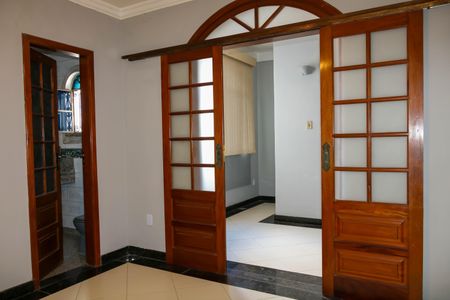 Casa de condomínio à venda com 280m², 4 quartos e 2 vagas Quarto Suite 2 - 2º Pavimento