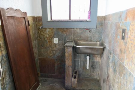 Casa de condomínio à venda com 280m², 4 quartos e 2 vagasÁrea de Serviço - Terraço