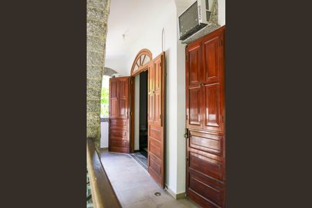 Casa de condomínio à venda com 280m², 4 quartos e 2 vagasVaranda dos Quartos - 2º Pavimento