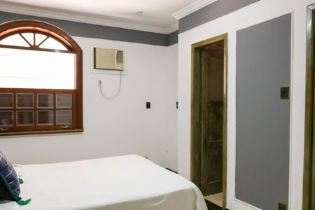 Casa de condomínio à venda com 280m², 4 quartos e 2 vagasQuarto Suite 1 - 2º Pavimento