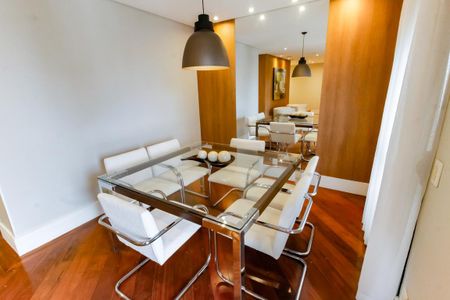 Apartamento para alugar com 140m², 3 quartos e 2 vagas Apartamento para alugar com 140m², 3 quartos e 2 vagasSala - Jantar