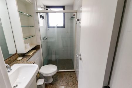 Apartamento para alugar com 140m², 3 quartos e 2 vagas Apartamento para alugar com 140m², 3 quartos e 2 vagasBanheiro da Suíte 2