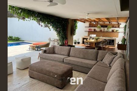 Casa à venda com 5 quartos, 640m² em Morumbi, São Paulo