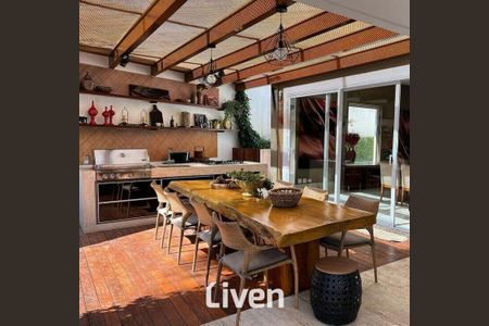 Casa à venda com 5 quartos, 640m² em Morumbi, São Paulo