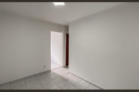 Apartamento para alugar com 42m², 2 quartos e 1 vagaSala