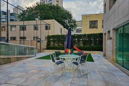 Apartamento à venda com 195m², 4 quartos e 5 vagasÁrea comum - Playground