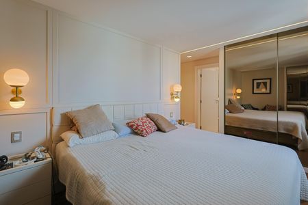 Apartamento à venda com 195m², 4 quartos e 5 vagasSuíte 1